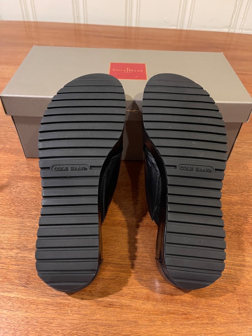 NEW Vintage Cole Haan Black Leather Criss-Cross Platform Sandals Women's 6.5 - Picture 9 of 15